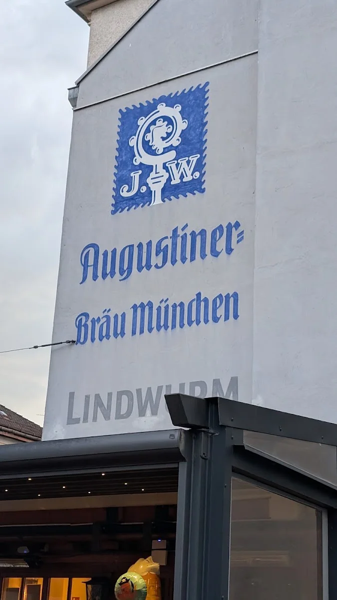 Lindwurmstüberl – Bayerisches Restaurant in München, Bayern