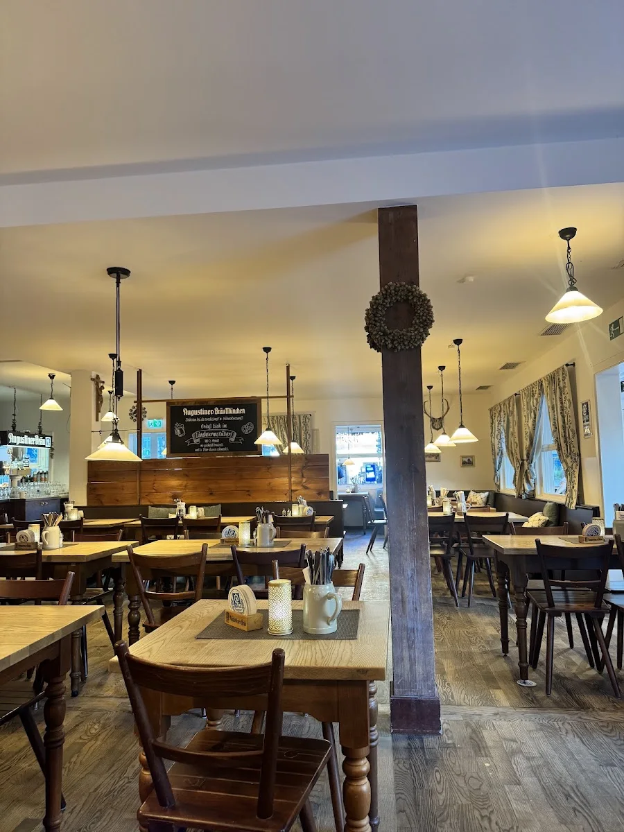 Lindwurmstüberl – Atmosphäre in München, Bayern