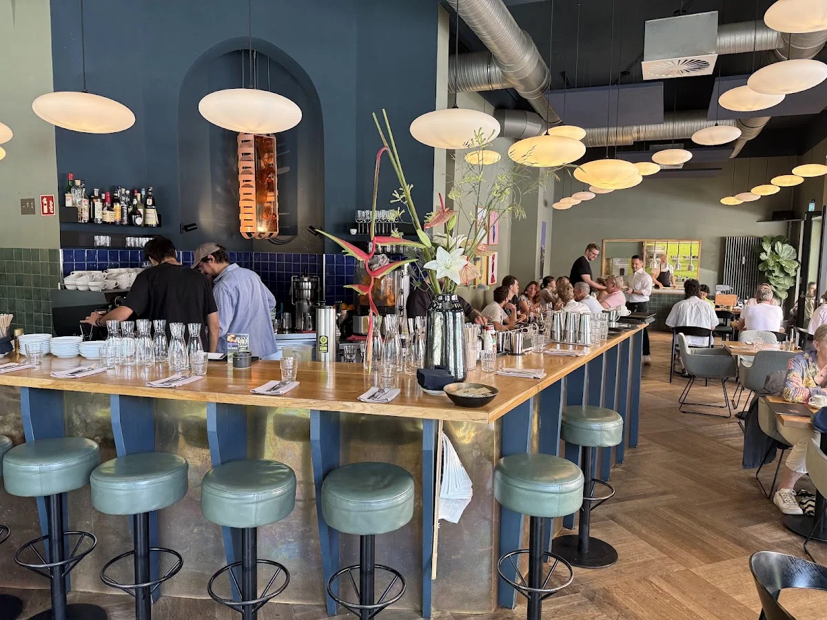 Frühstück 3000 Schöneberg – Atmosphäre in Berlin