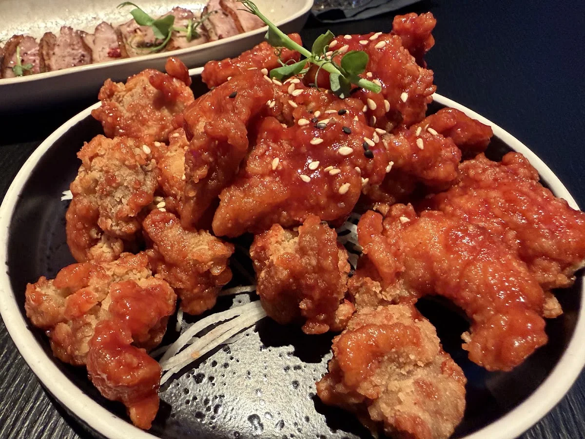 Maison Mai Hamburg – Frittiertes Hähnchen auf koreanische Art in Hamburg