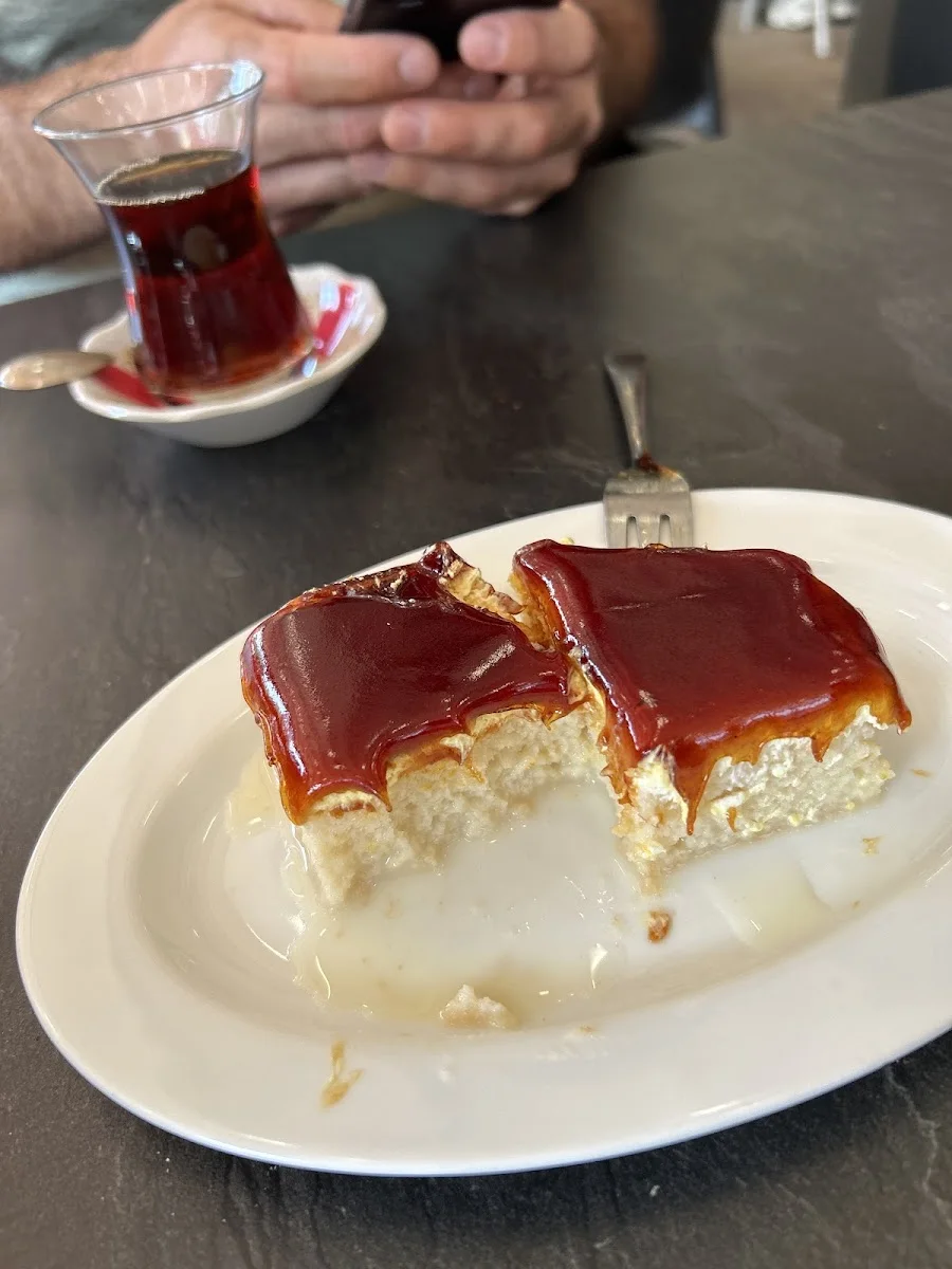 EssPoint Steak Döner Pide & Grill – Tres leches in München, Bayern
