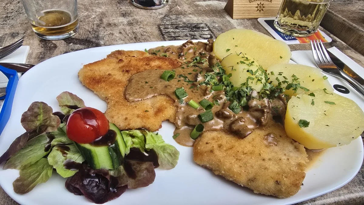 Gaststätte Deichgraf – Restaurant mit europäischer Küche in Berlin
