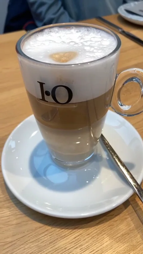 Henri's – Café in Emden, Niedersachsen