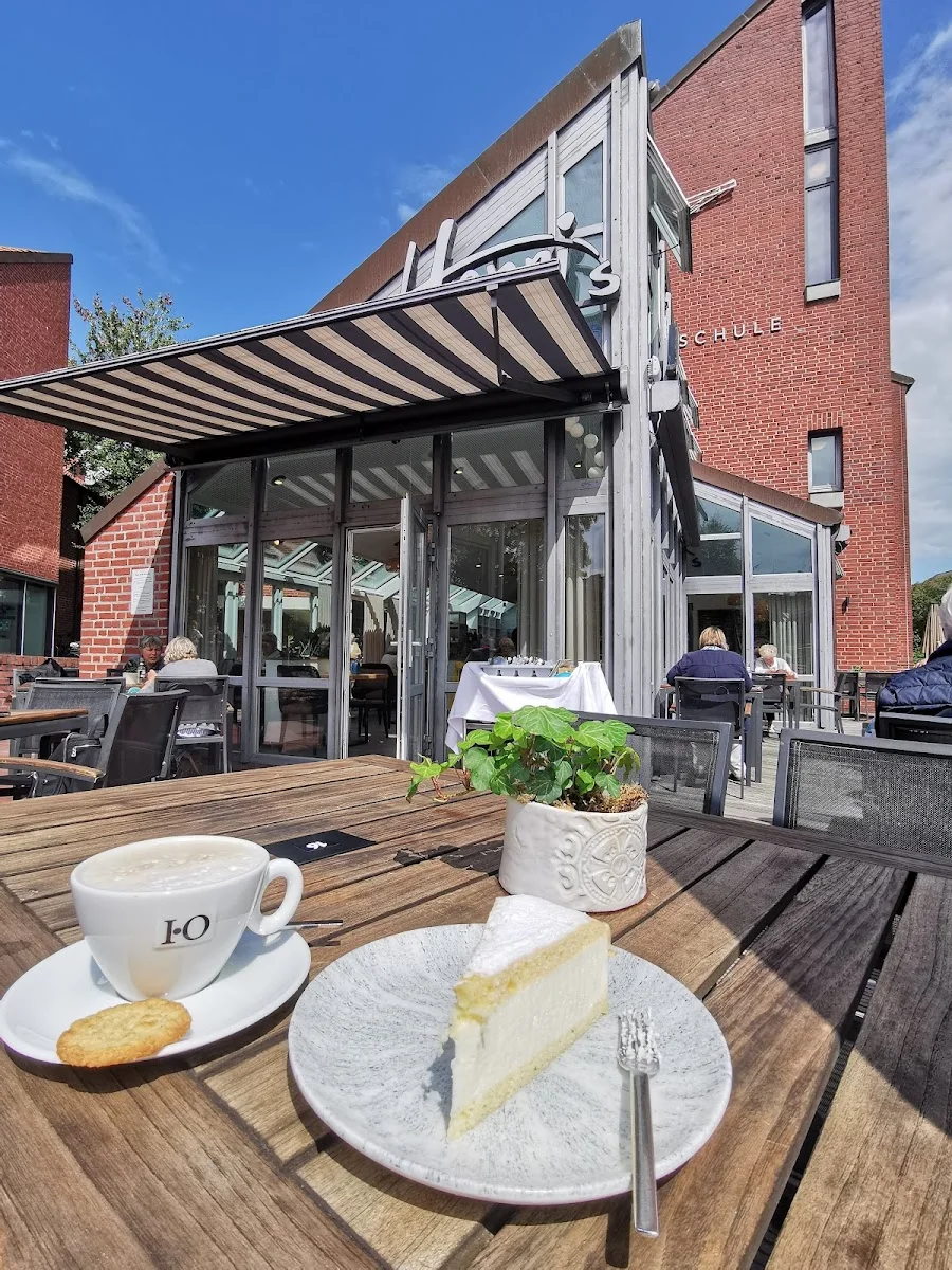 Henri's – Kaffee in Emden, Niedersachsen