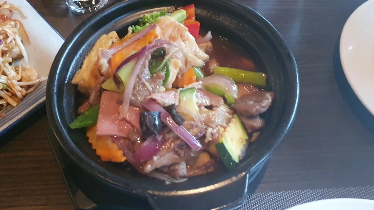 Restaurant Jolly – Essen und Trinken in Berlin