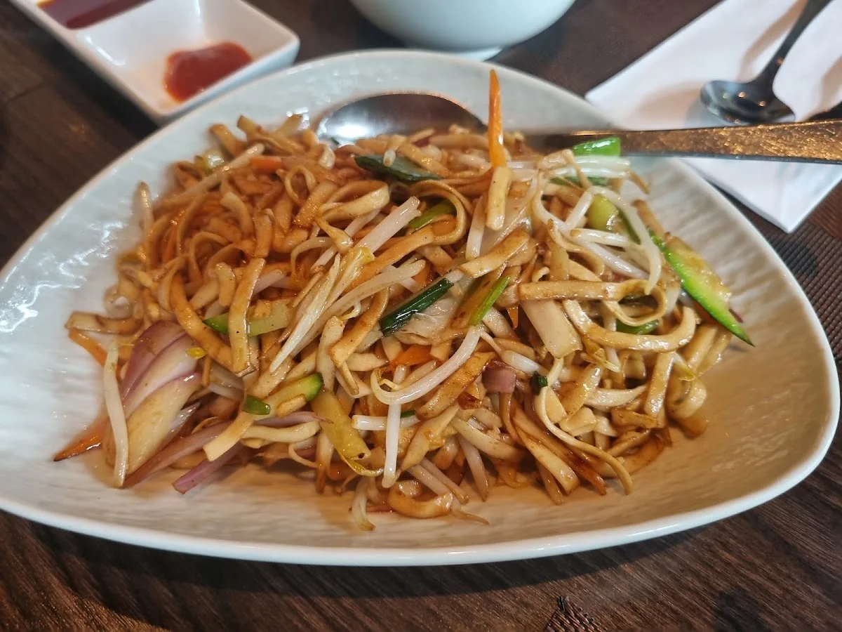 Restaurant Jolly – Chow mein in Berlin