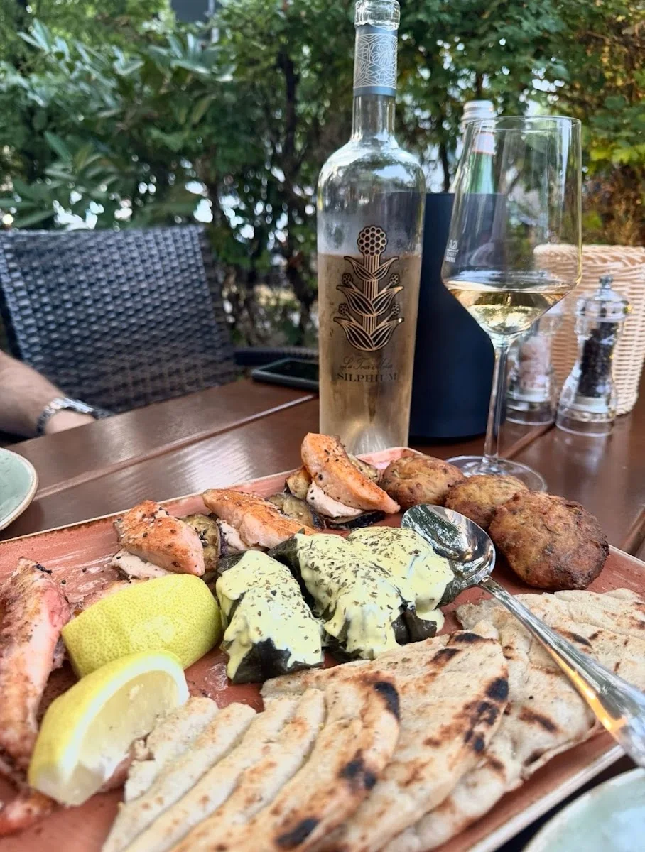 Restaurant Athene – Essen und Trinken in München, Bayern