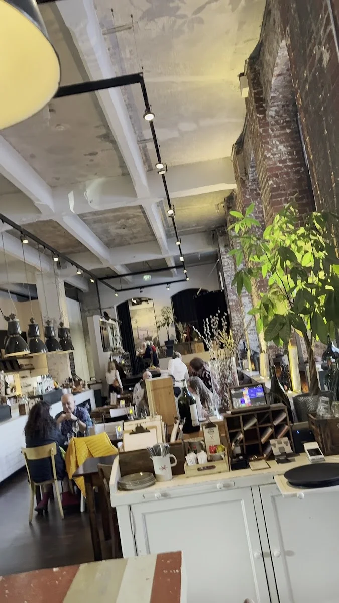 Die Werkskantine – Atmosphäre in Frankfurt am Main, Hessen
