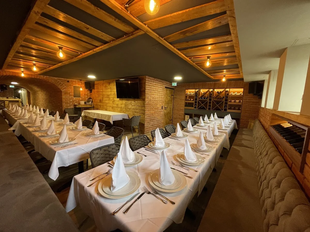 Restaurant Zadar – Atmosphäre in Karlsfeld, Bayern