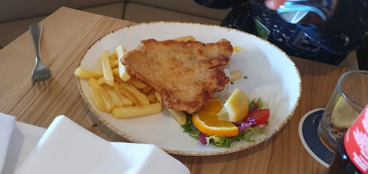 Restaurant Zadar – Schnitzel in Karlsfeld, Bayern