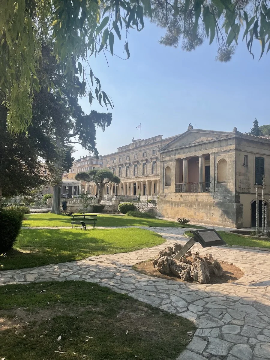 Crystal-Tours – Außenbereich in München, Bayern