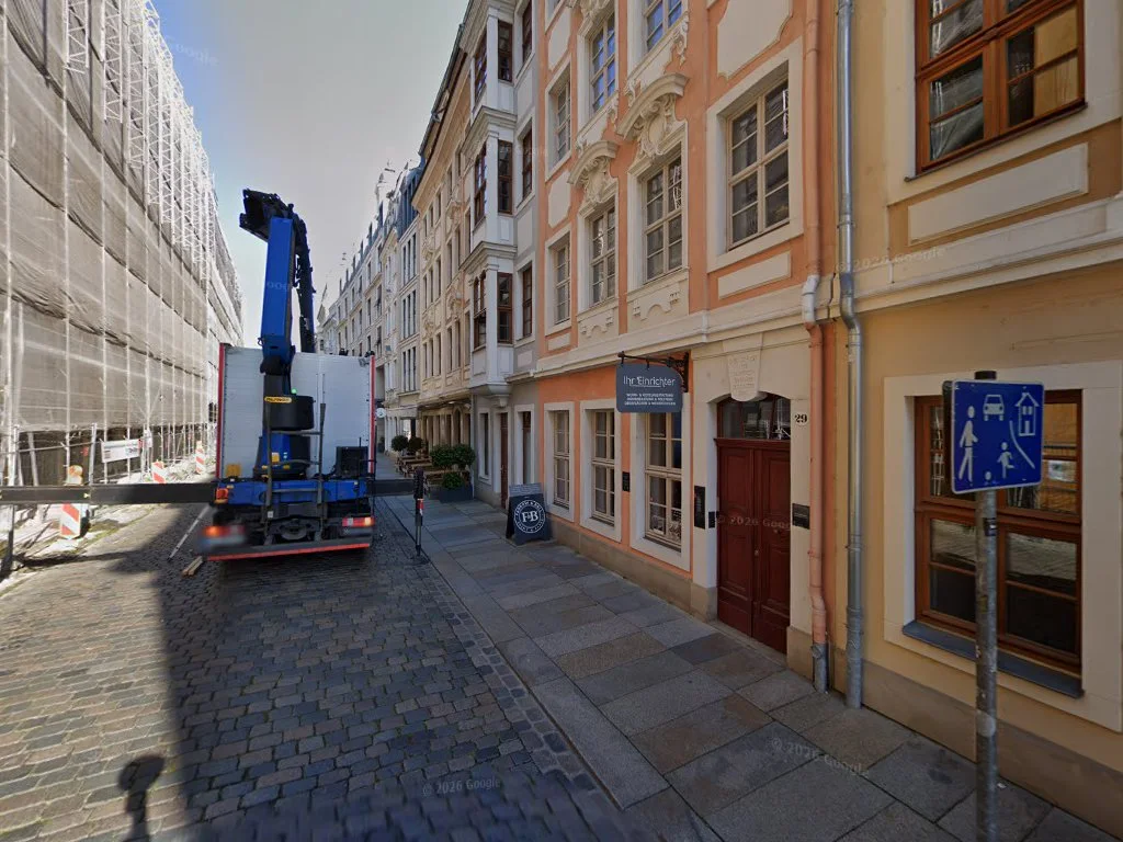Lunch Time – Street View & 360°-Fotos in Dresden, Sachsen