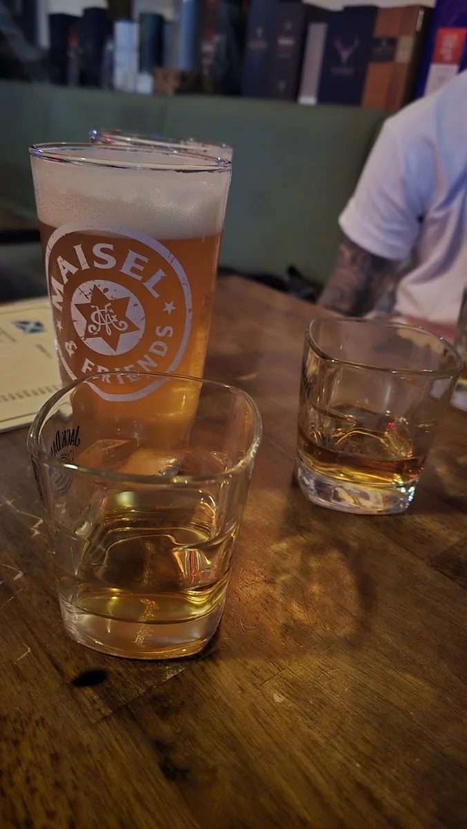 Murphy's Irish Pub am Checkpoint Charlie – Irish Pub in Berlin
