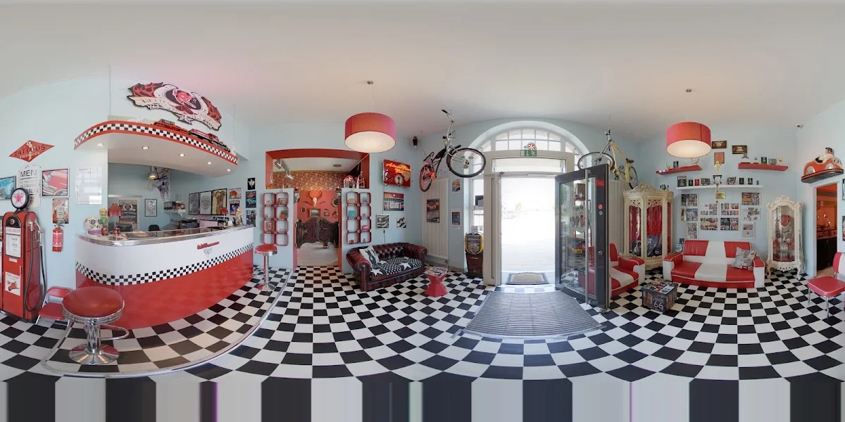 Needle Twist – Tattoo & Piercing – Street View & 360°-Fotos in Moers, Nordrhein-Westfalen