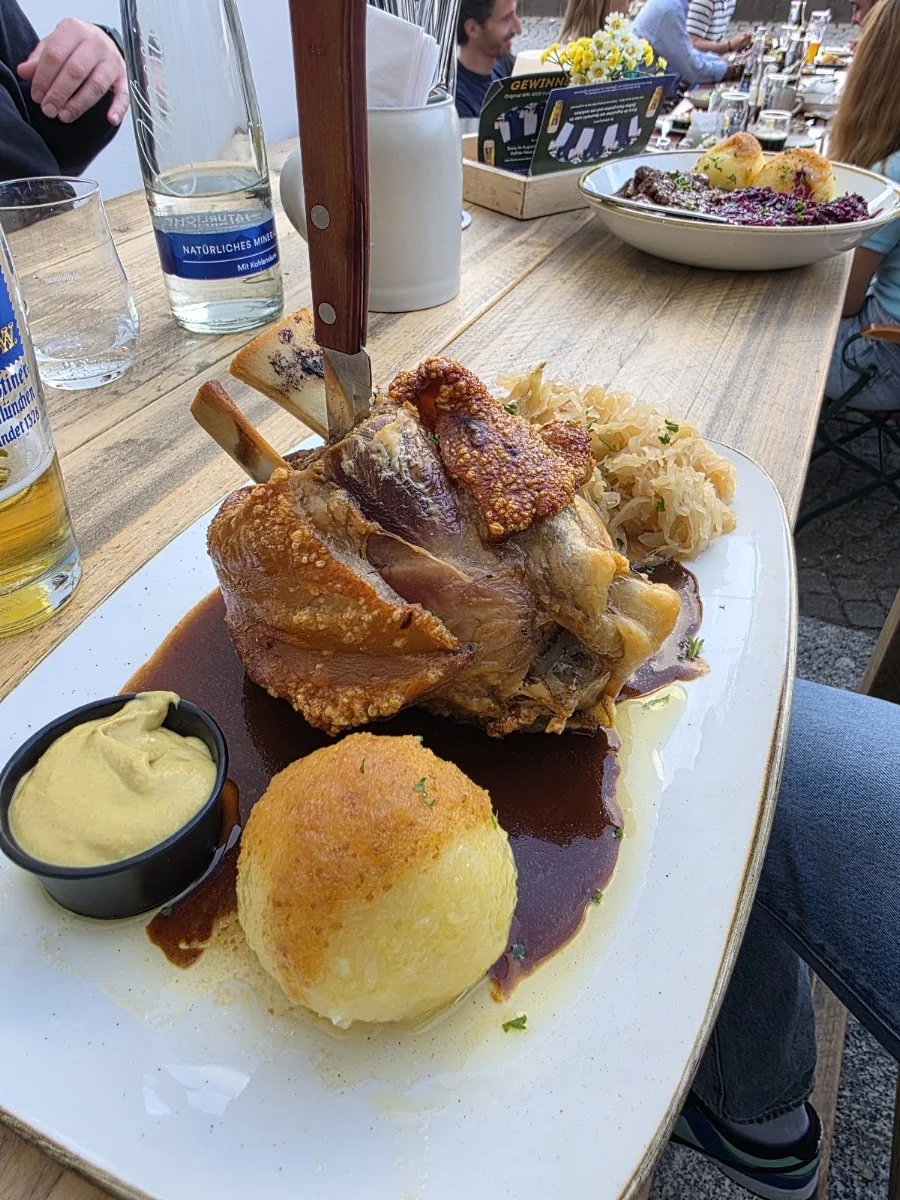 Brauhaus Sünner im Walfisch – Essen und Trinken in Köln, Nordrhein-Westfalen