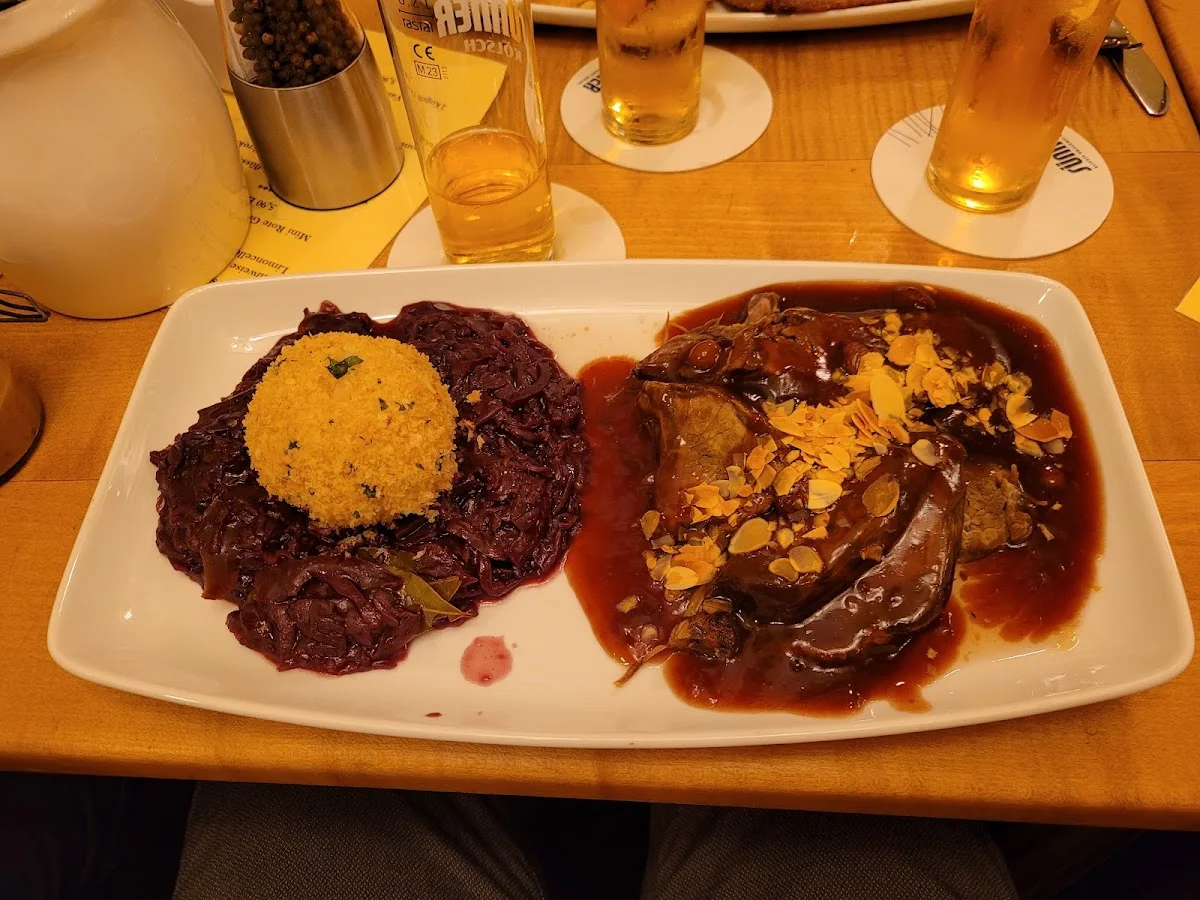 Brauhaus Sünner im Walfisch – Sauerbraten in Köln, Nordrhein-Westfalen