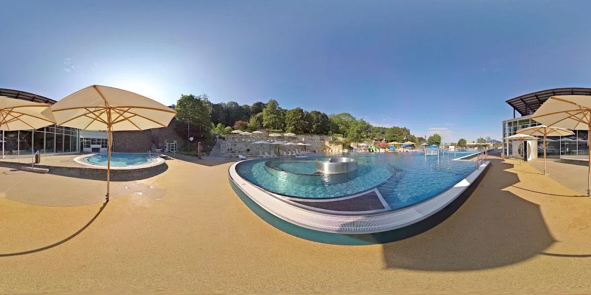 Erlebnisbad Caprima – Street View & 360°-Fotos in Dingolfing, Bayern