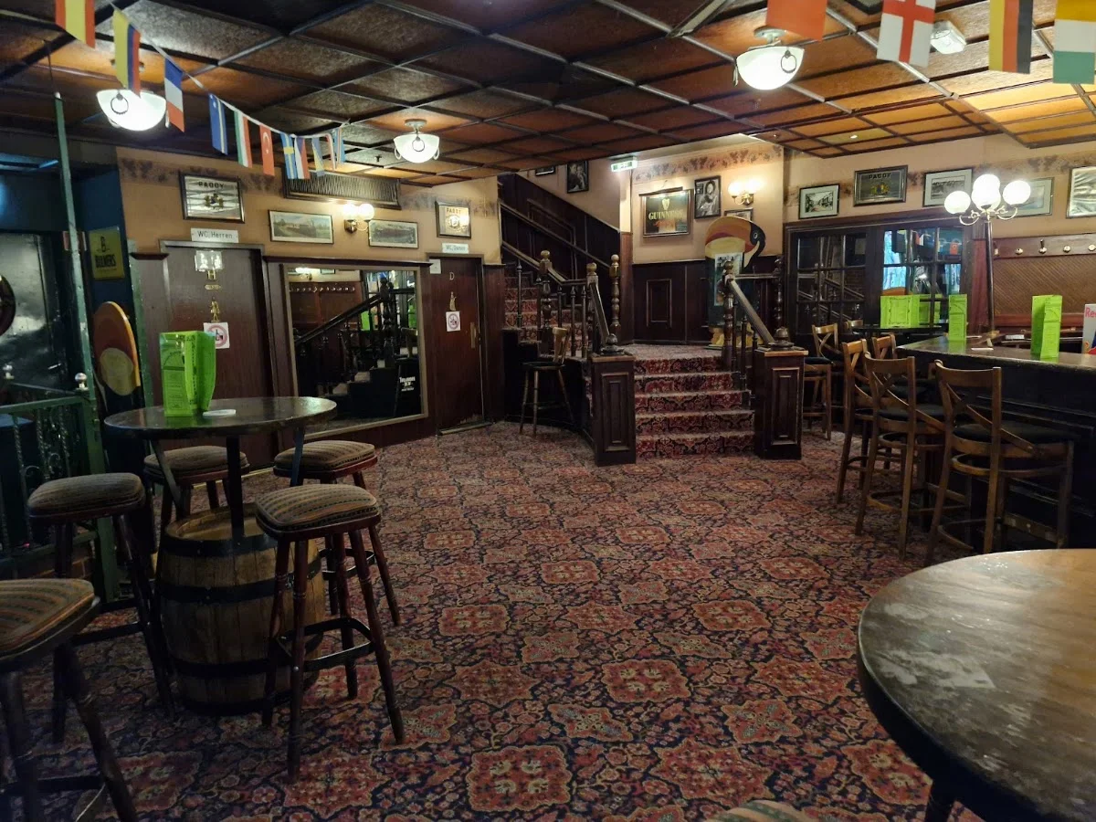 Irish Pub Europa-Center – Atmosphäre in Berlin
