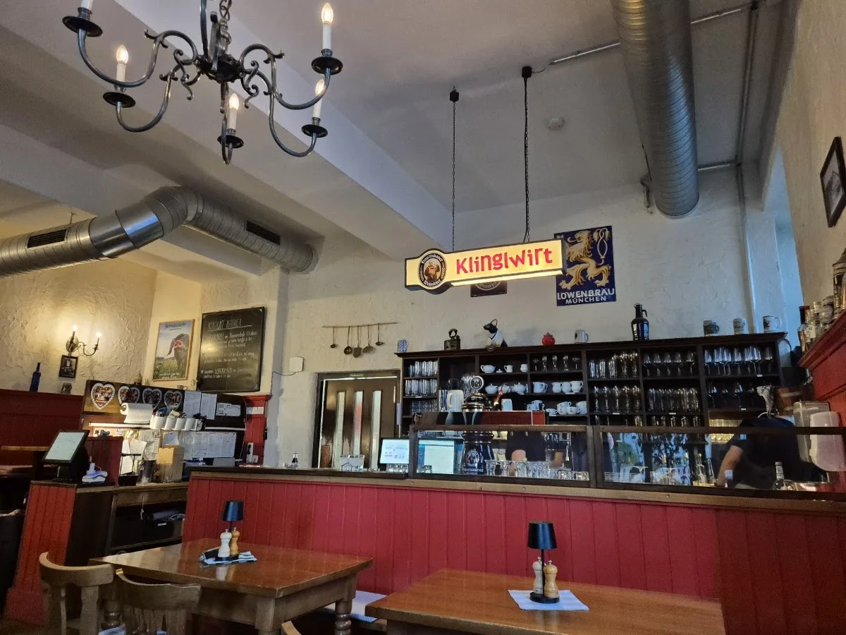 Klinglwirt – Atmosphäre in München, Bayern