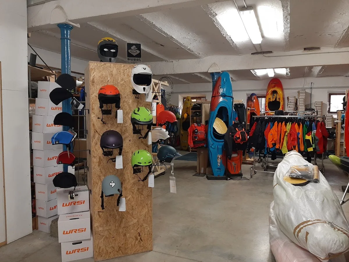 Toros Outdoors Paddelshop & Kanuschule und Reisen – Besucherfoto von Nis in Aying, Bayern