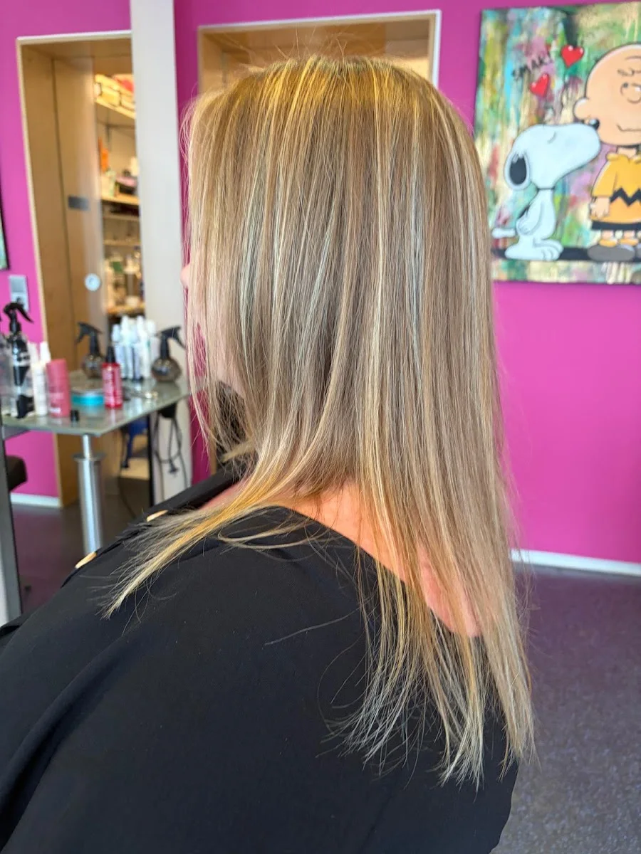Friseur Iris Zumbach – Besucherfoto: Laura Beka in Kaiserslautern, Rheinland-Pfalz