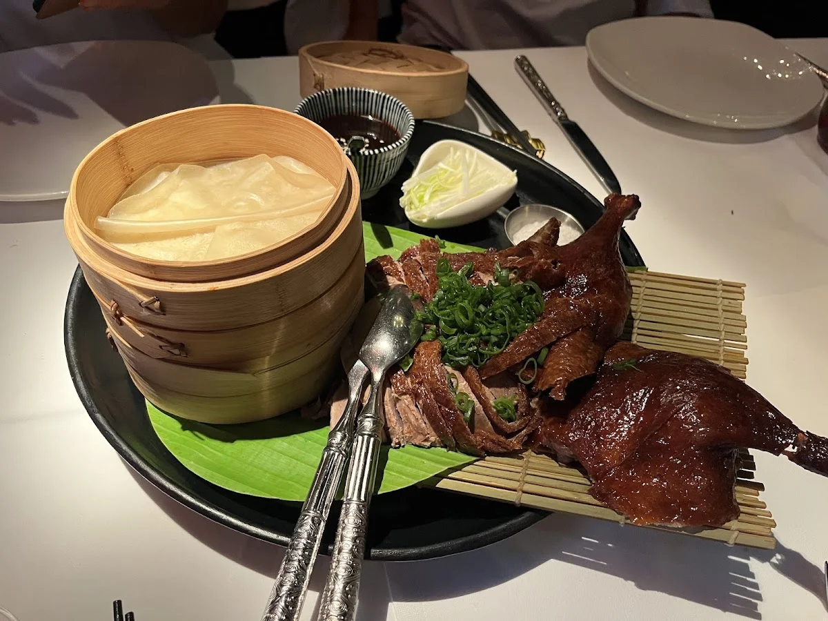 Zenzakan – Pekingente in Frankfurt am Main, Hessen