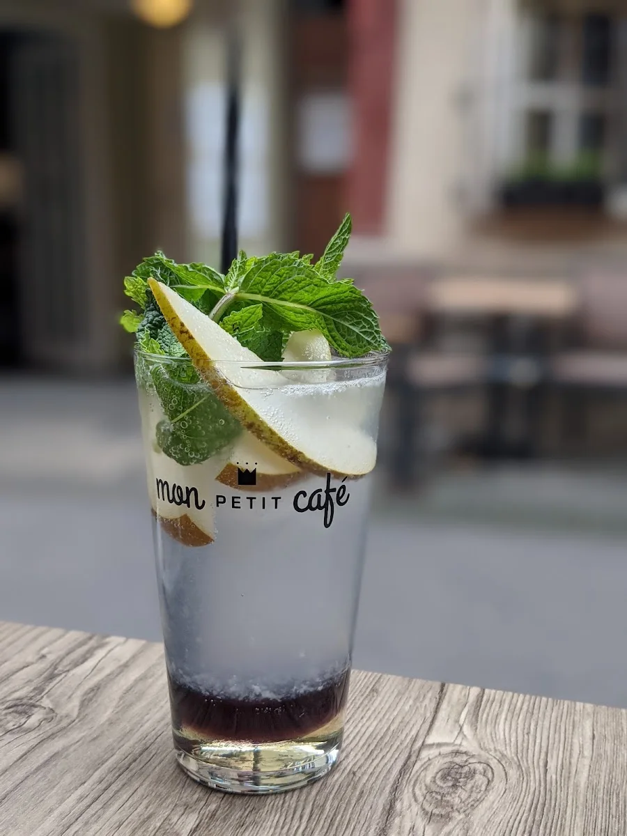 Mon Petit Café – Cocktail in Stuttgart, Baden-Württemberg