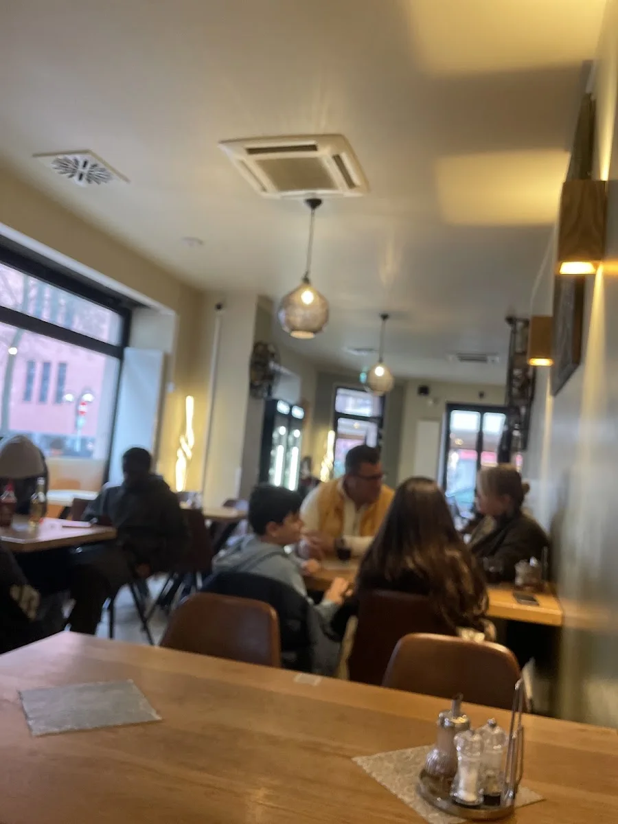 Pizzeria Il Maestro – Atmosphäre in Frankfurt am Main, Hessen