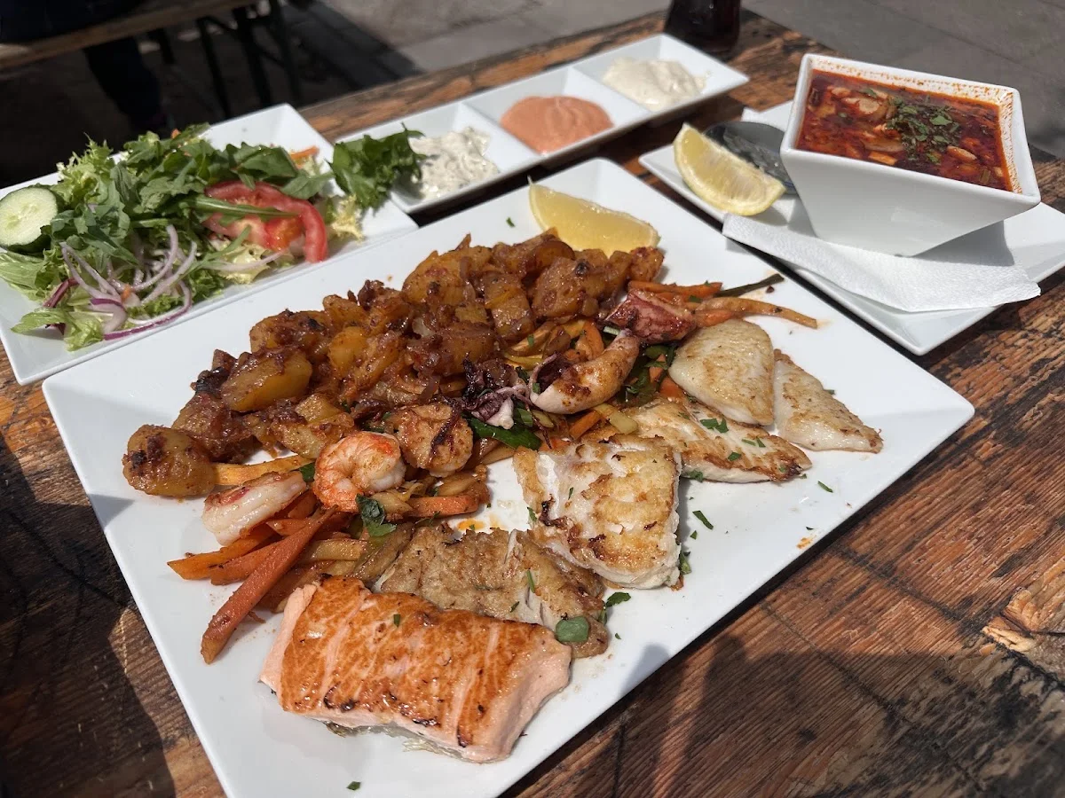 Karo Fisch – Essen und Trinken in Hamburg