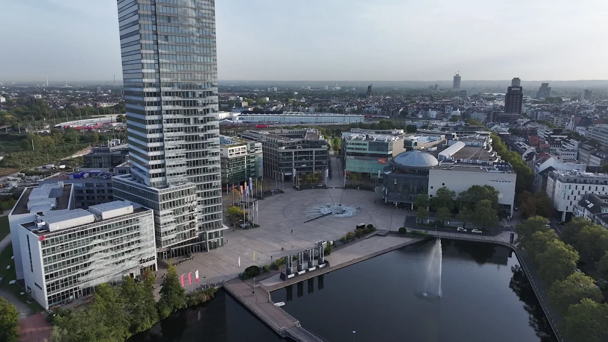 MediaPark Köln – Vom Inhaber in Köln, Nordrhein-Westfalen