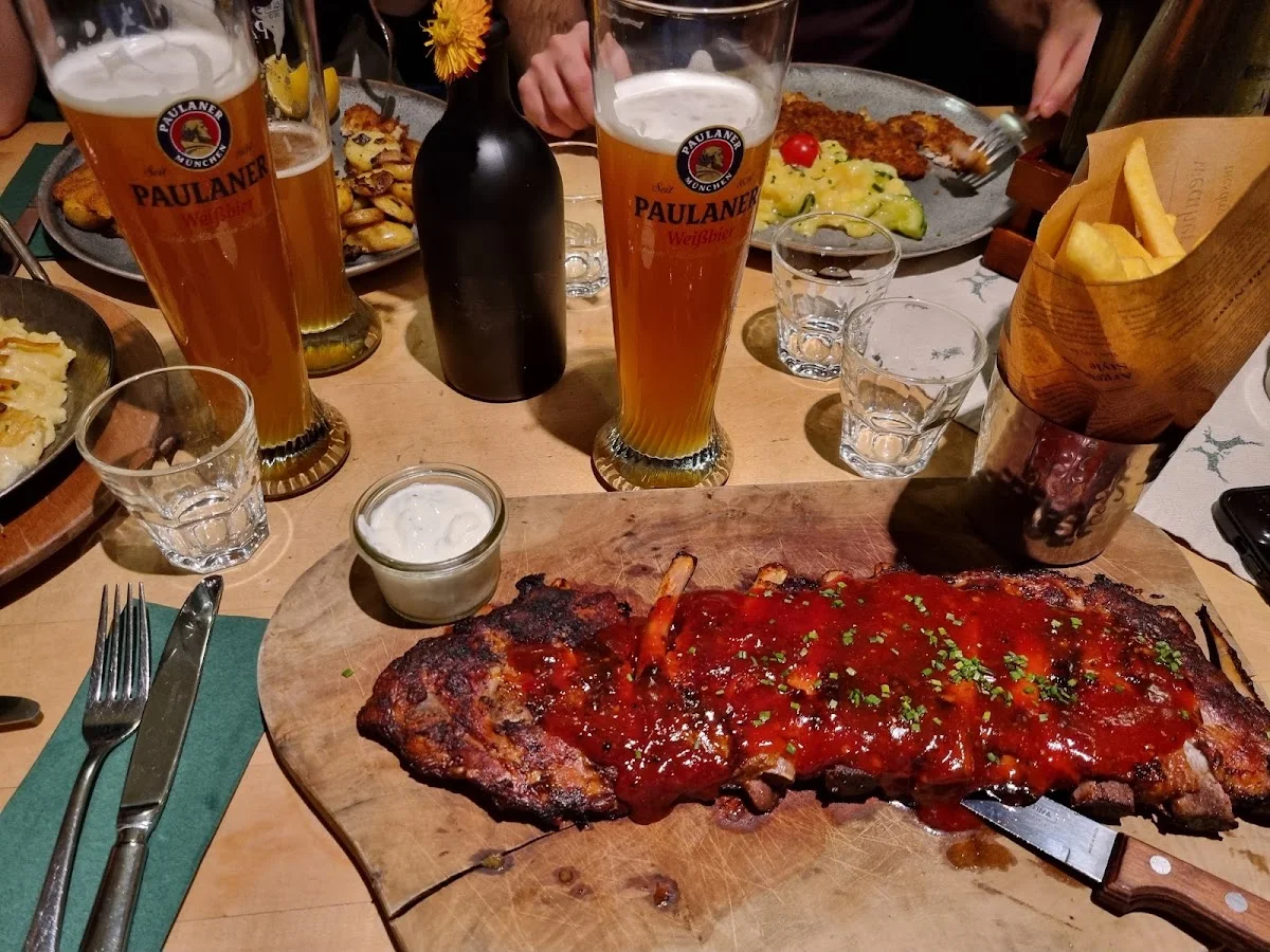 Wirtshaus Zur Brez´n – Spareribs in München, Bayern