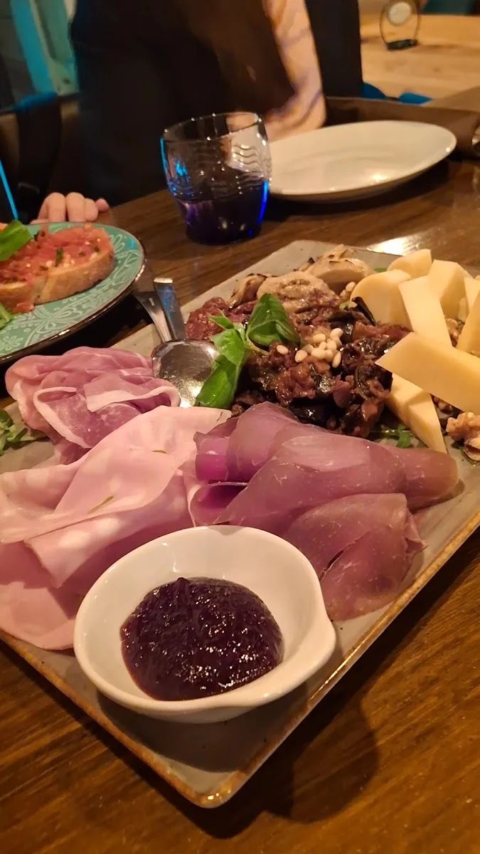 Ristorante & Vinobar CaliBocca – Italienisches Restaurant in Berlin