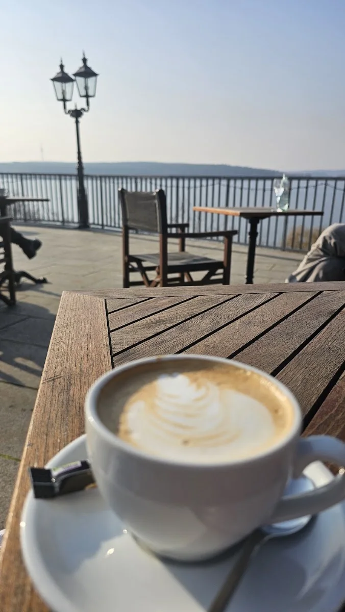 Wannseeterrassen Berlin – Cappuccino in Berlin