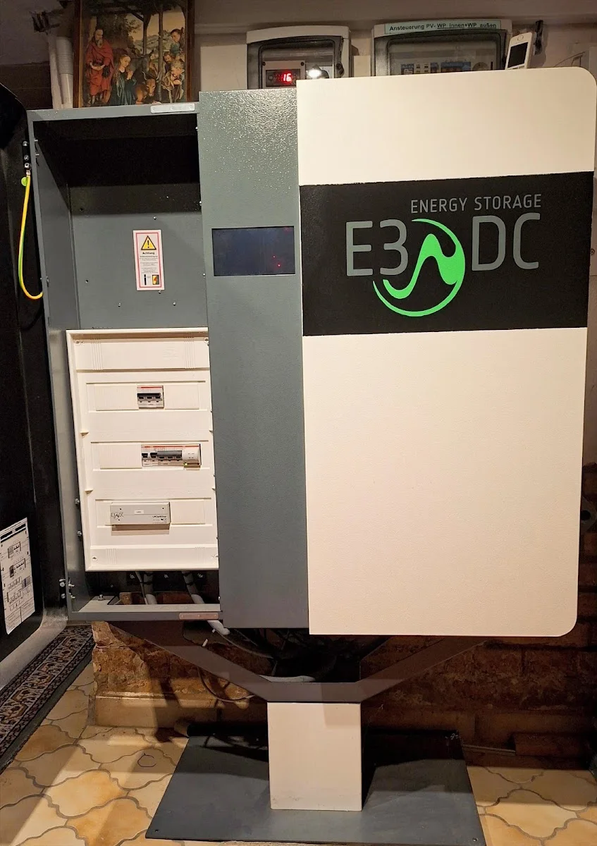 E3/DC by HagerEnergy GmbH – Besucherfoto: Harry Serabian in Osnabrück, Niedersachsen