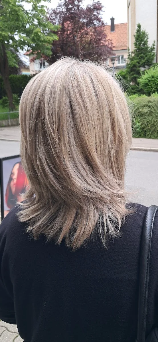 Friseur Studio Ewa – Besucherfoto: Linda Schoumacker in Bad Dürrheim, Baden-Württemberg