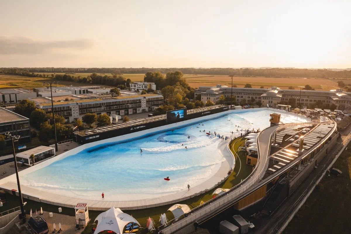 o2 SURFTOWN MUC – Profilfoto in Hallbergmoos, Bayern