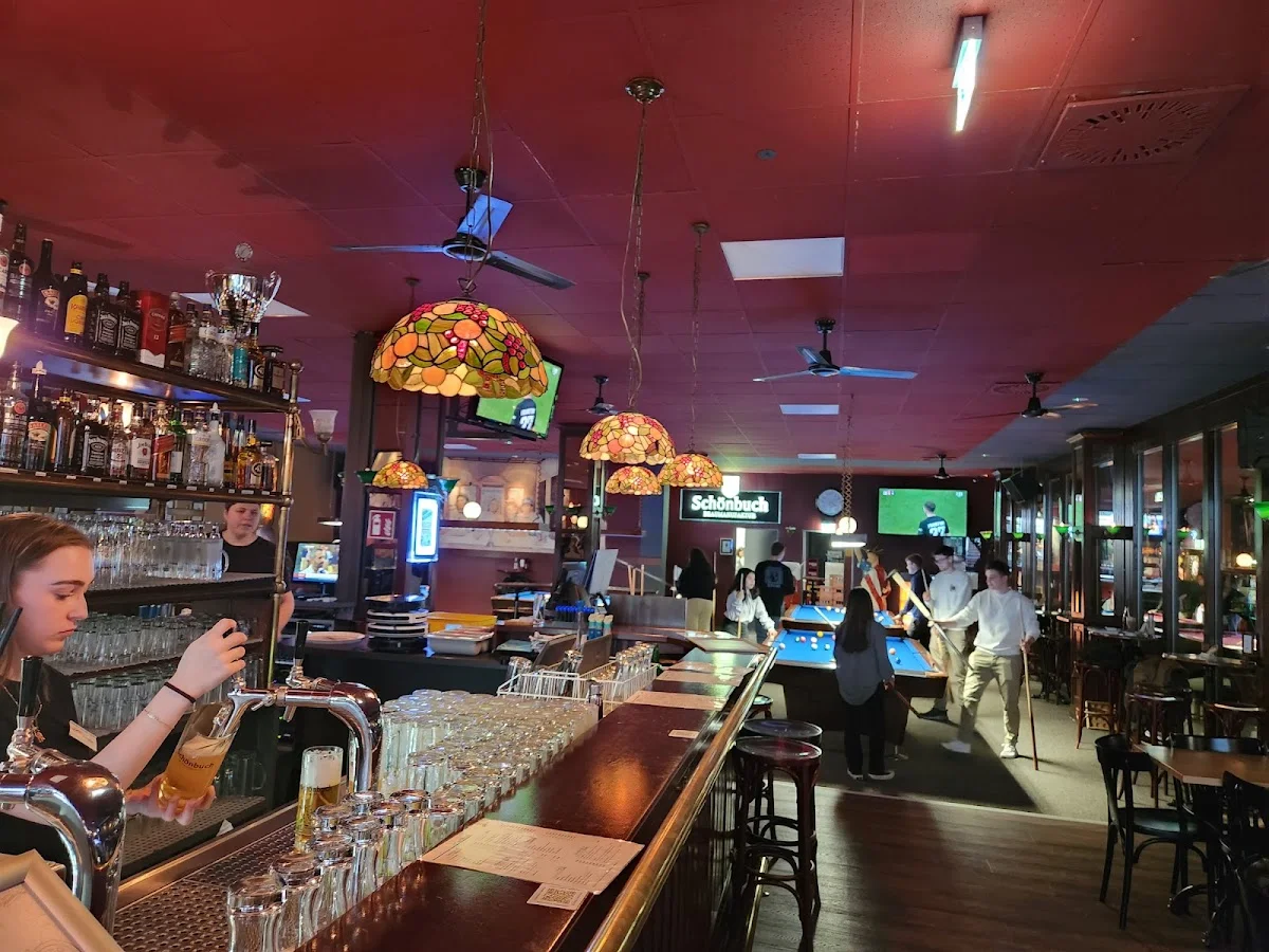 Sportcafé Carambolage in Stuttgart am Feuersee - Stuttgart – Pub in Stuttgart, Baden-Württemberg