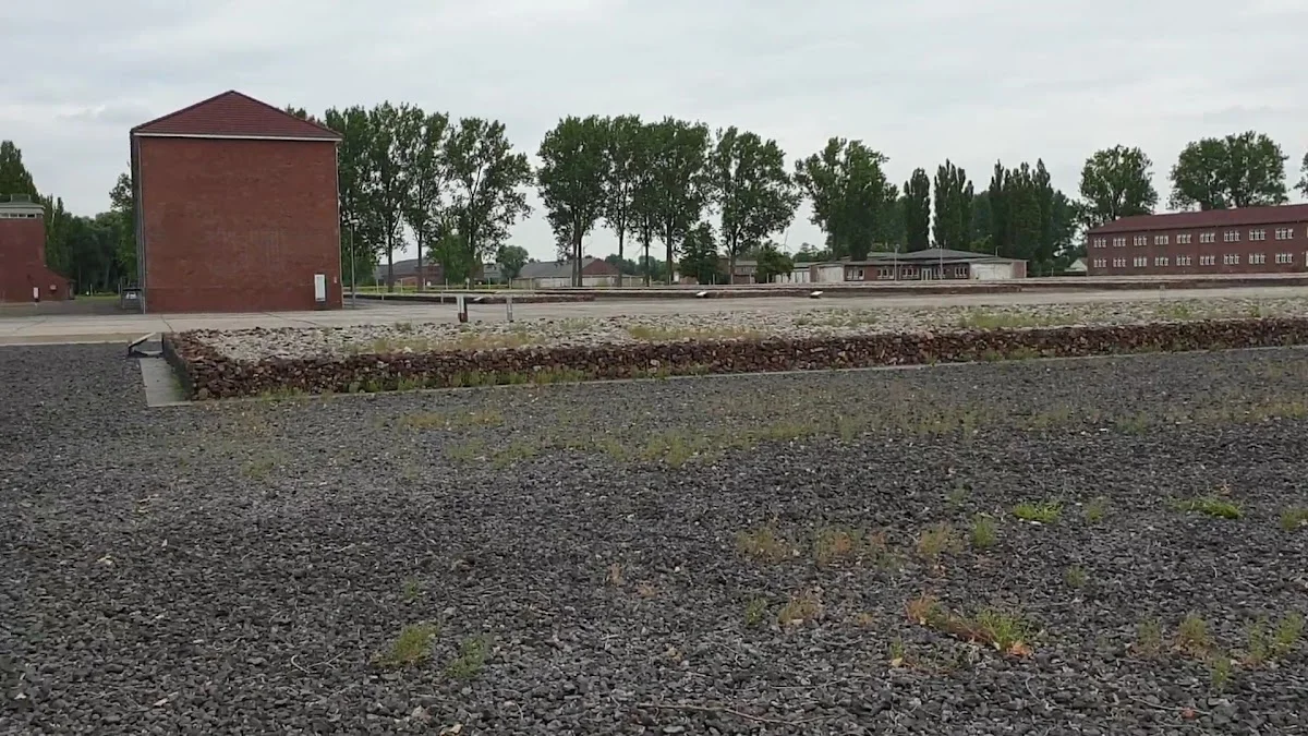 KZ-Gedenkstätte Neuengamme – Sehenswürdigkeit in Hamburg Neuengamme, Schleswig-Holstein