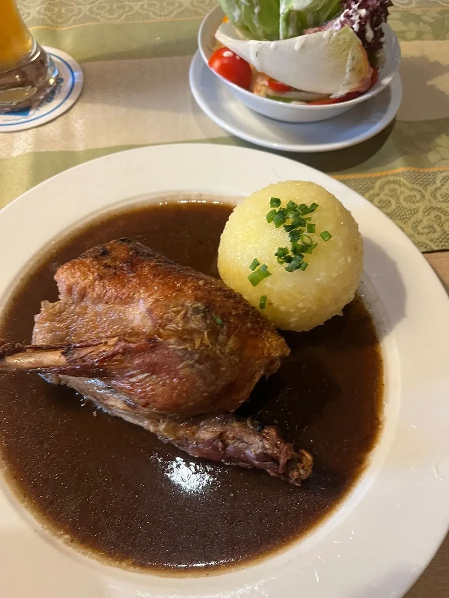 Harlachinger Einkehr – Sauerbraten in München, Bayern