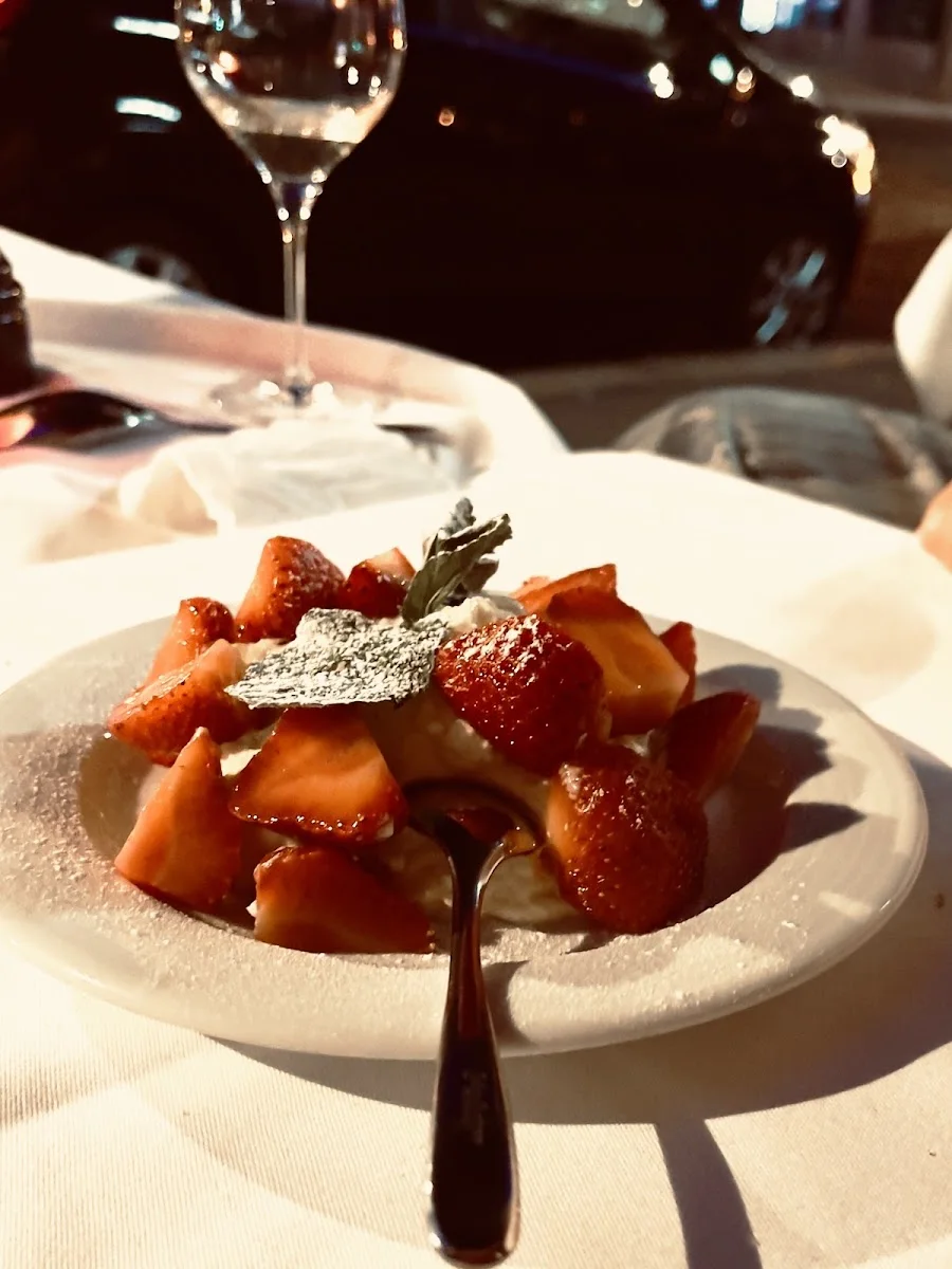 Cuneo – Panna cotta in Hamburg