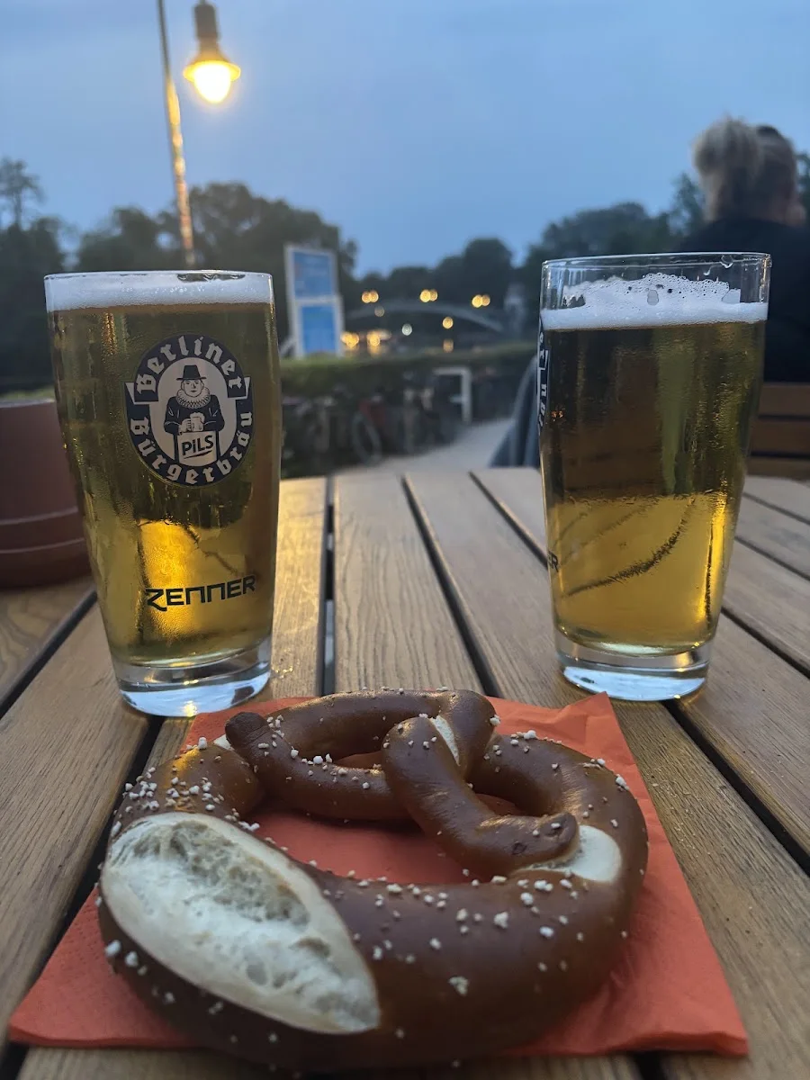 Zenner Biergarten und Weingarten – Restaurant in Berlin