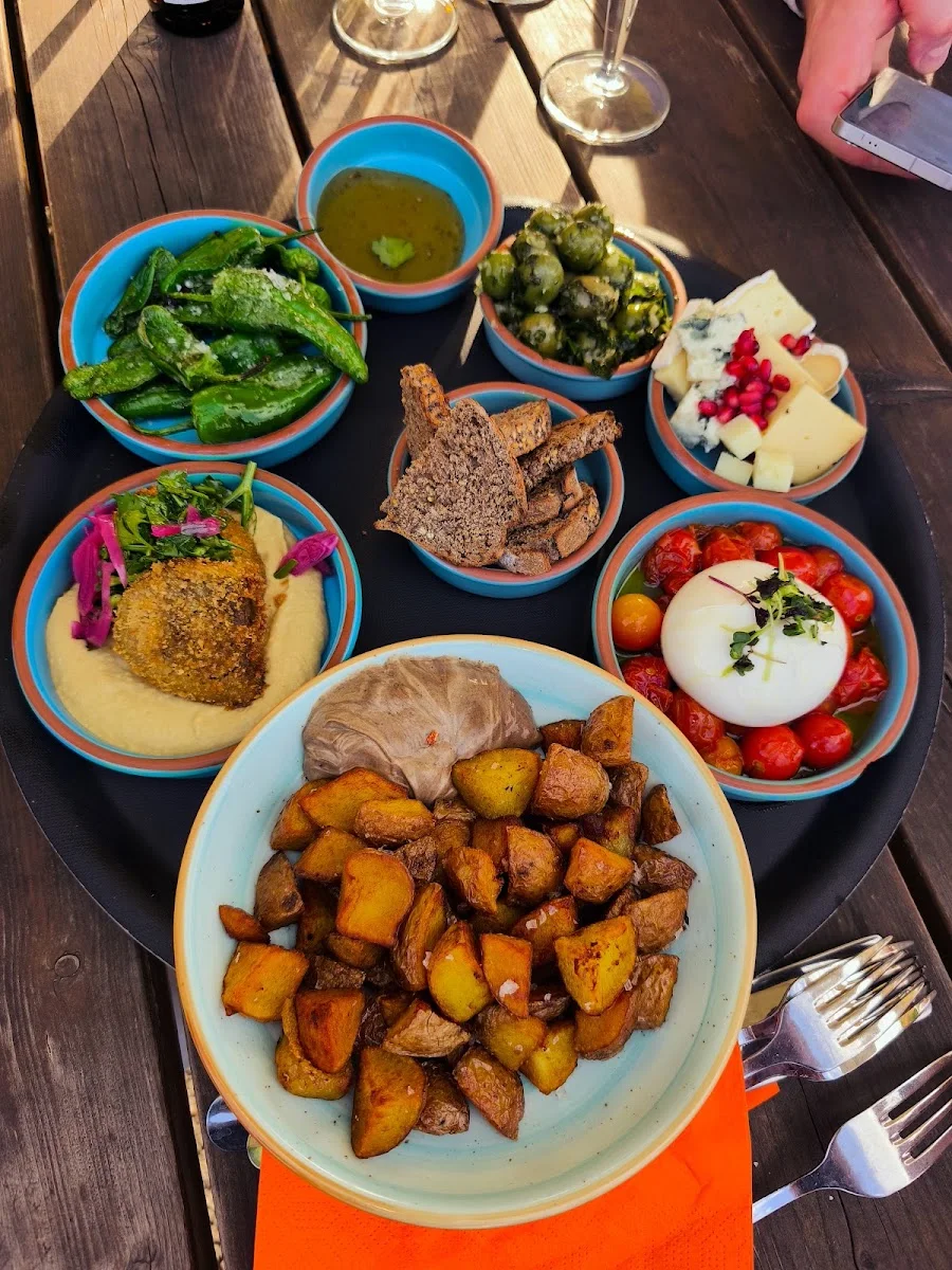 Zenner Biergarten und Weingarten – Salat in Berlin