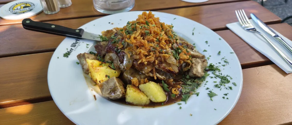Augustiner Alter Wirt in Ramersdorf – Bayerisches Restaurant in München, Bayern
