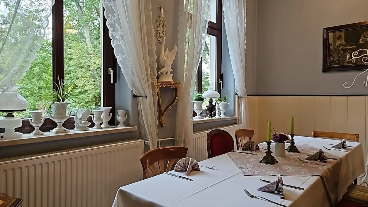 Gasthaus zum Weissen Schwan – Atmosphäre in Velten, Brandenburg