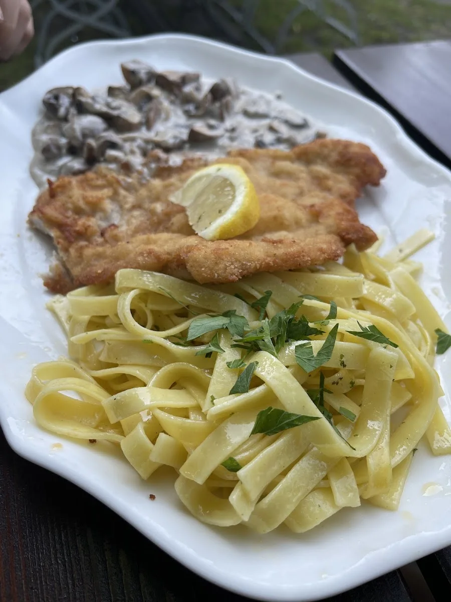 Gasthaus zum Weissen Schwan – Schnitzel in Velten, Brandenburg