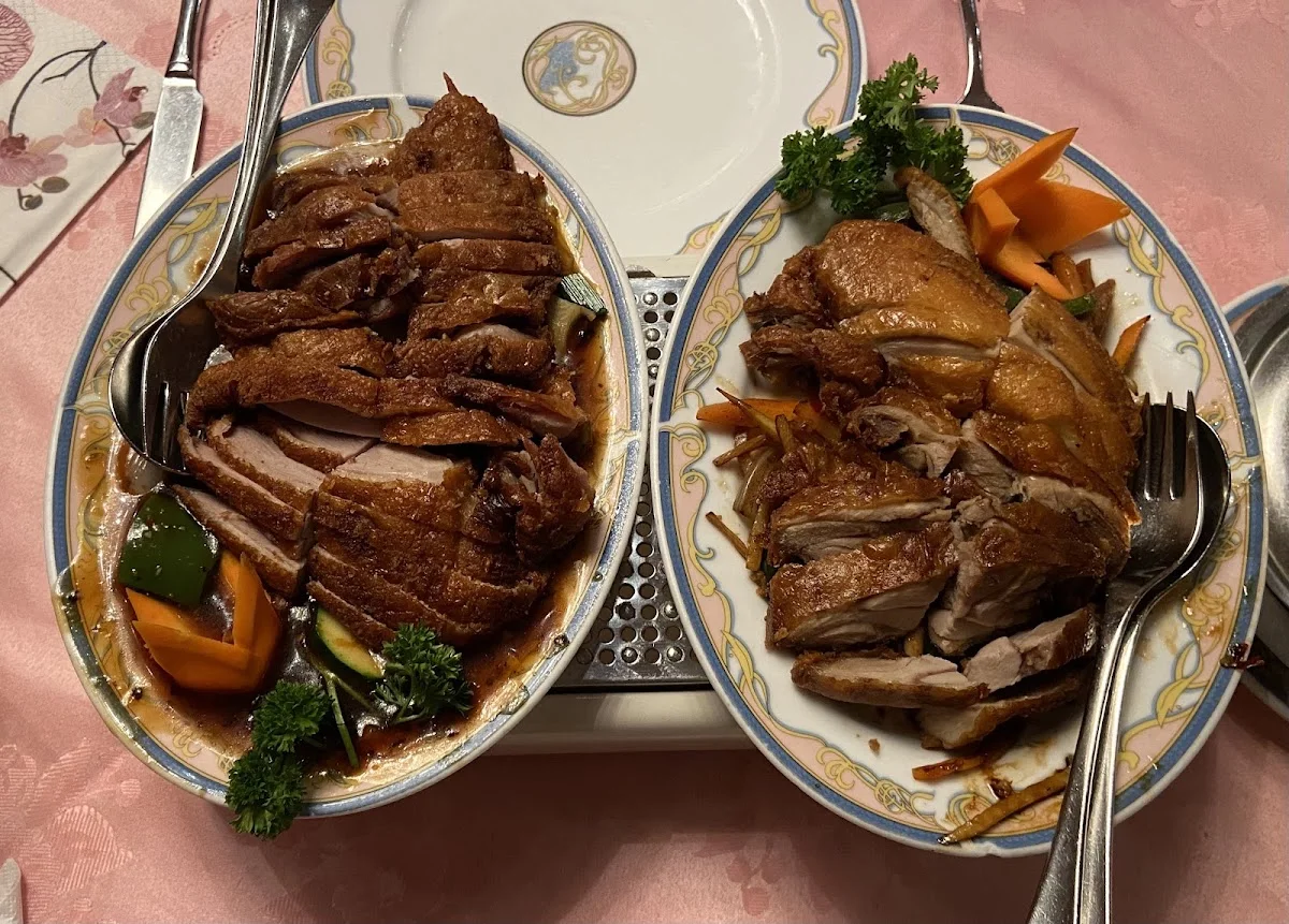 Chinapalast 中华楼 – Essen und Trinken in Stuttgart, Baden-Württemberg