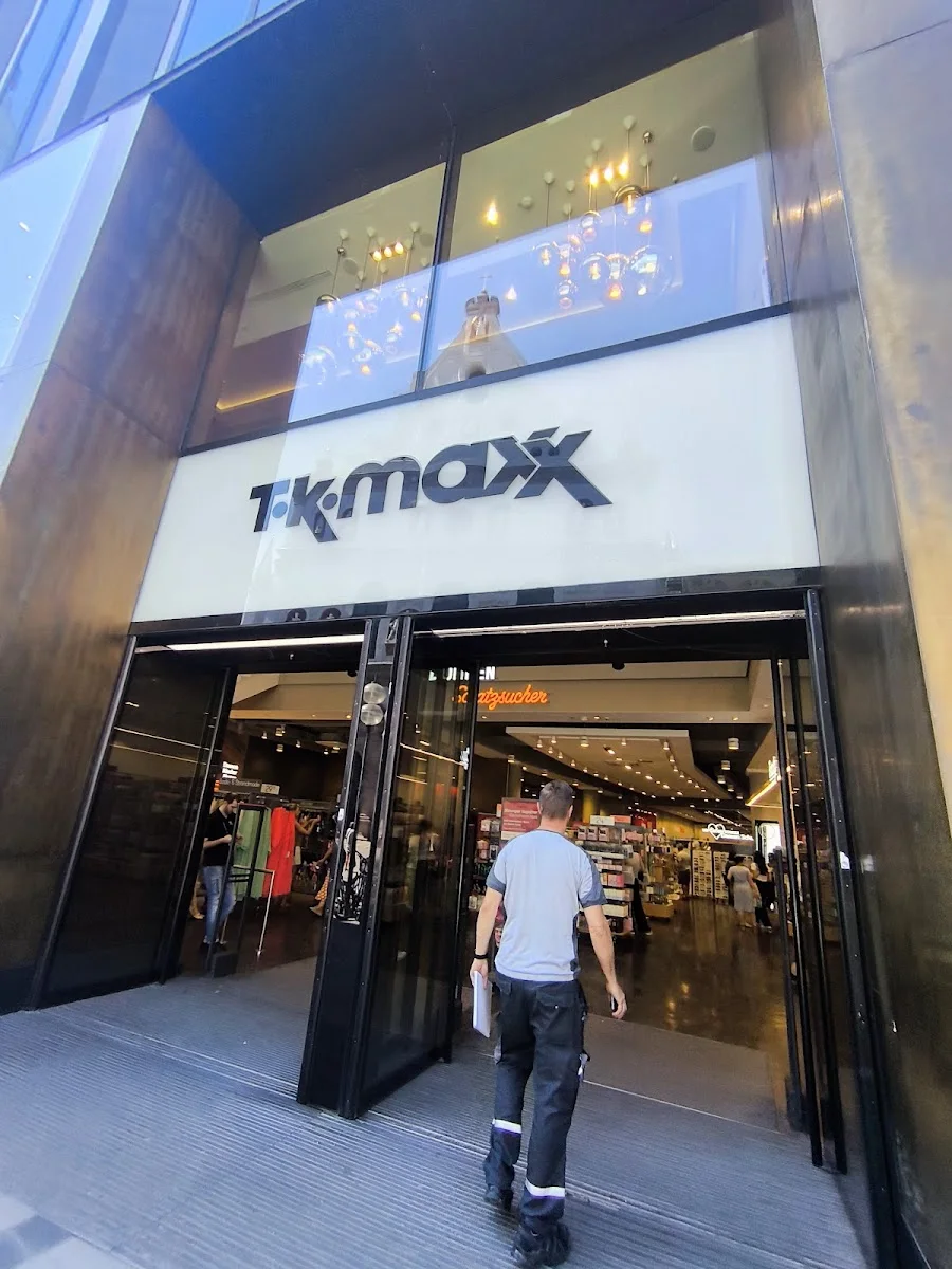 TK Maxx – Schuh in München, Bayern