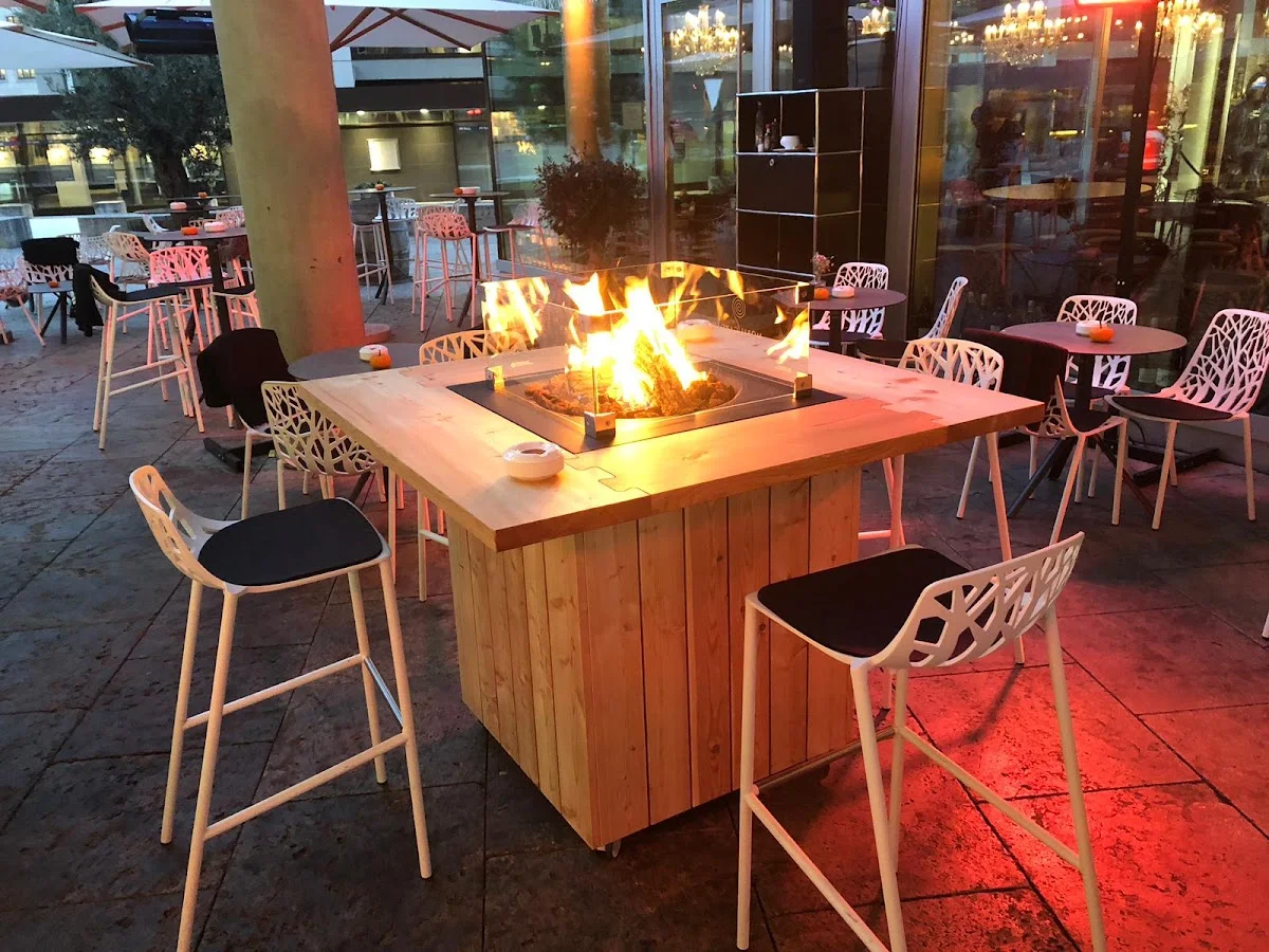 San's BISTRO & WEINBAR - Stuttgart – Atmosphäre in Stuttgart, Baden-Württemberg