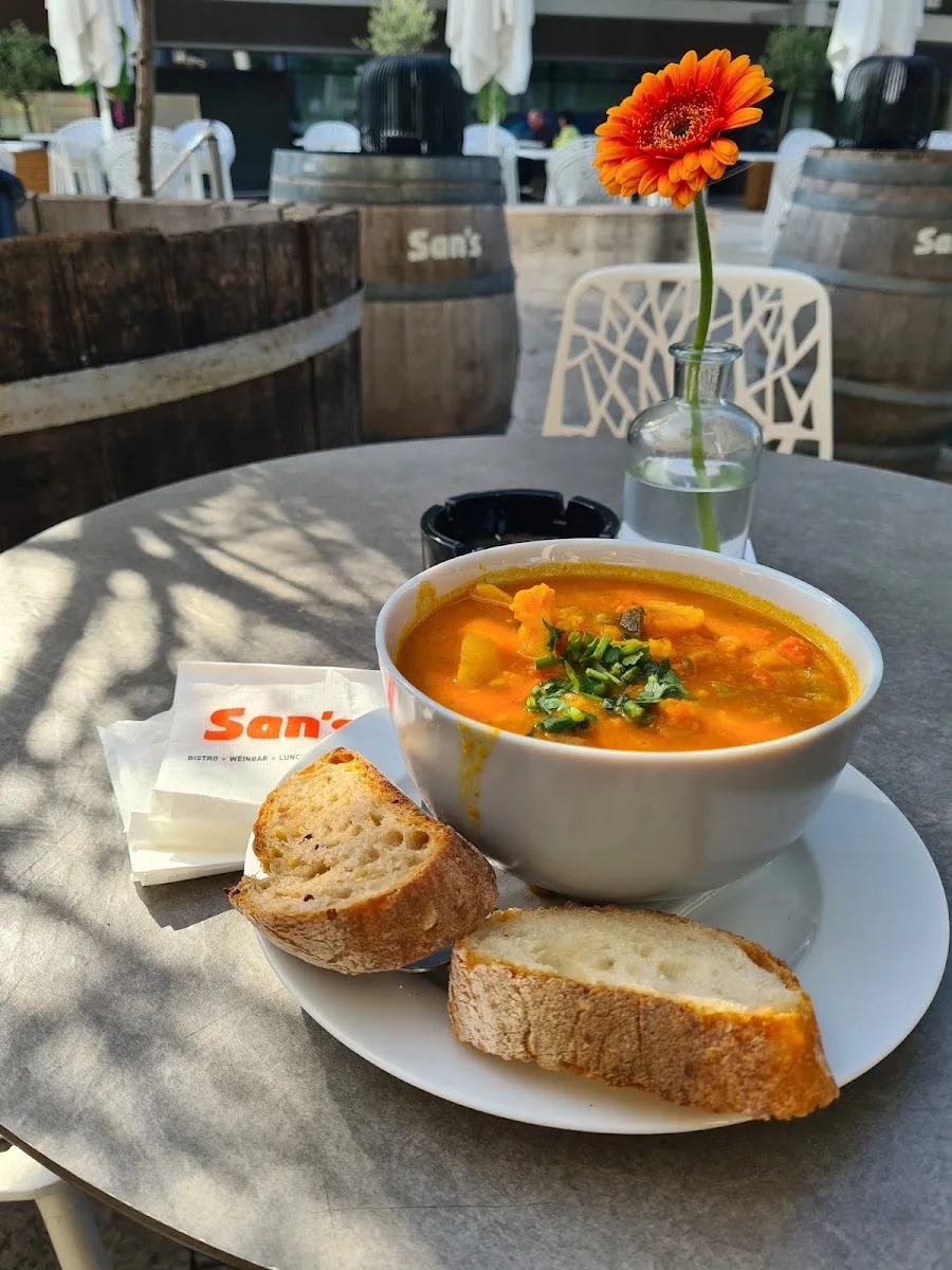 San's BISTRO & WEINBAR - Stuttgart – Kürbissuppe in Stuttgart, Baden-Württemberg