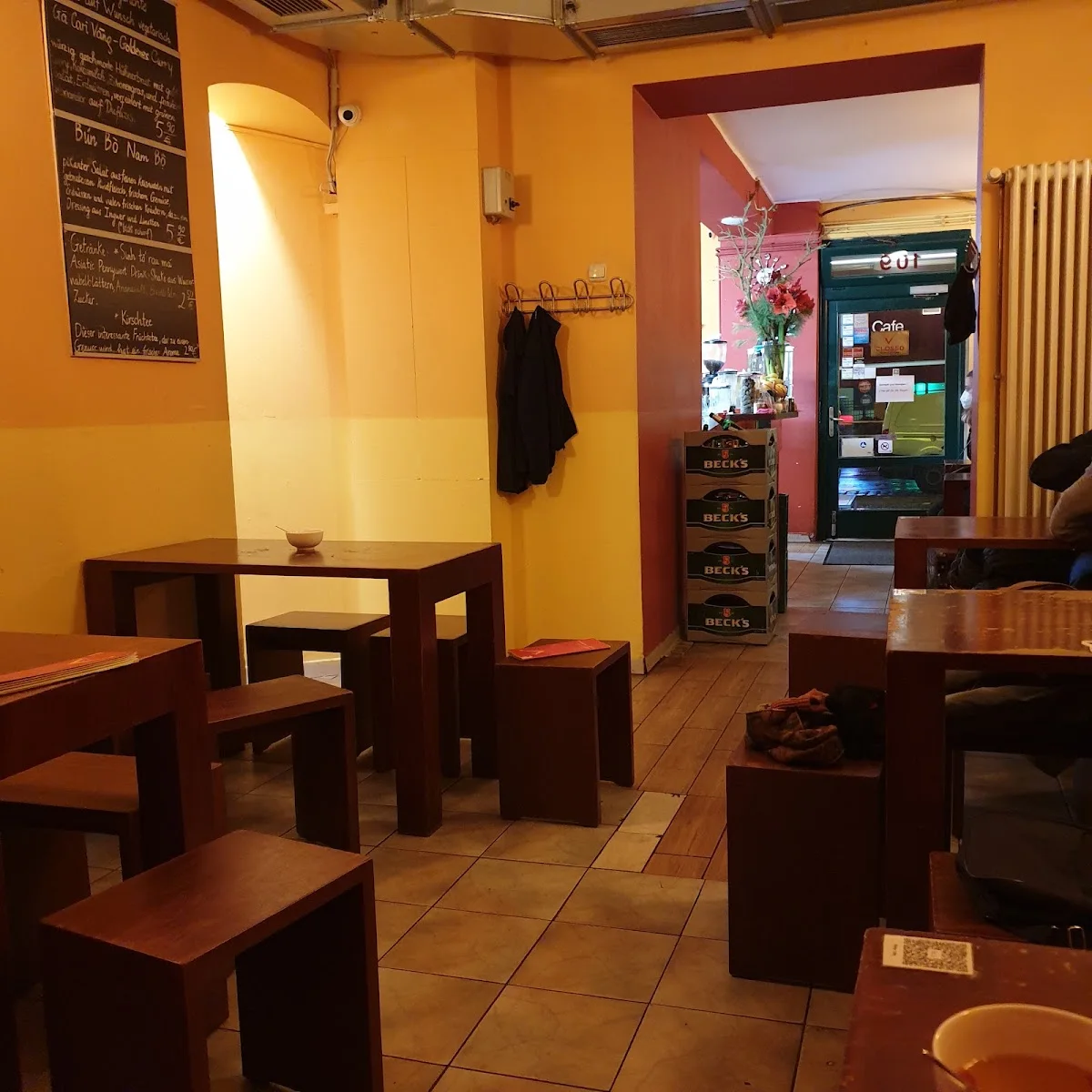 Hamy Cafe-Foodstore – Atmosphäre in Berlin
